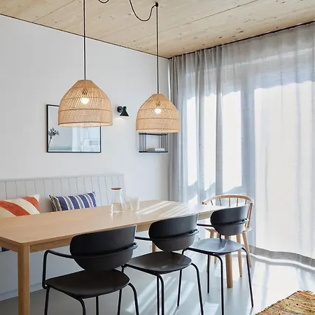 De Ole School Ferienapartments Large-apartment 28 , Huus Blomen Daire Hohwacht